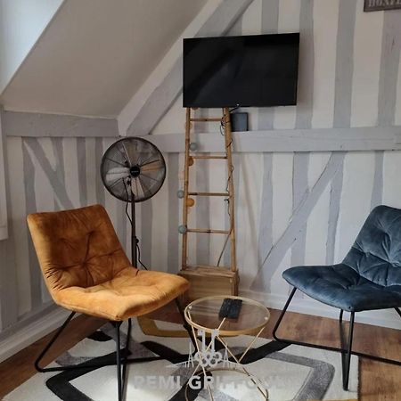 La Capucine Lovely Studio City Center Honfleur Buitenkant foto